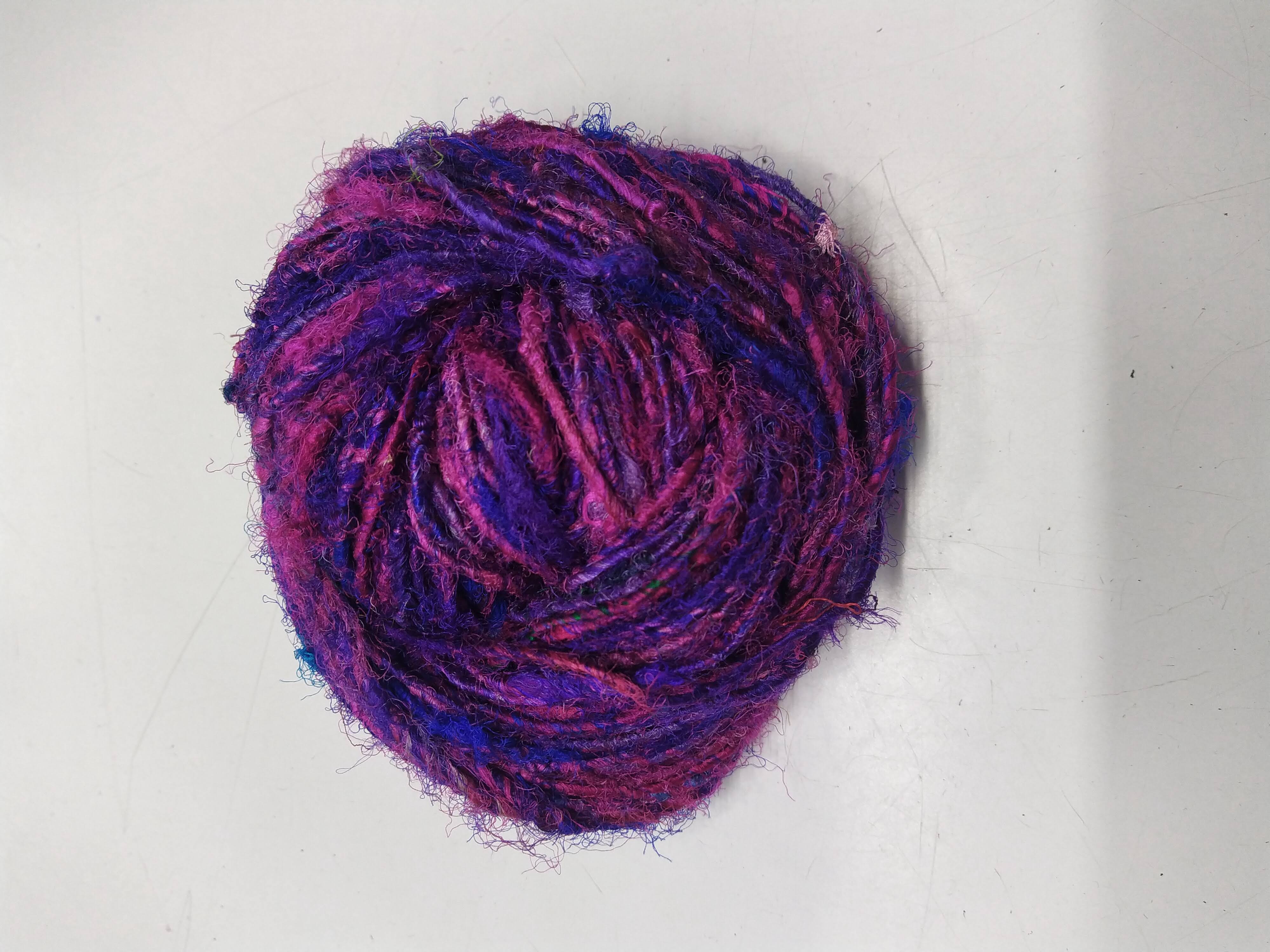 Recycled silk yarn (18)